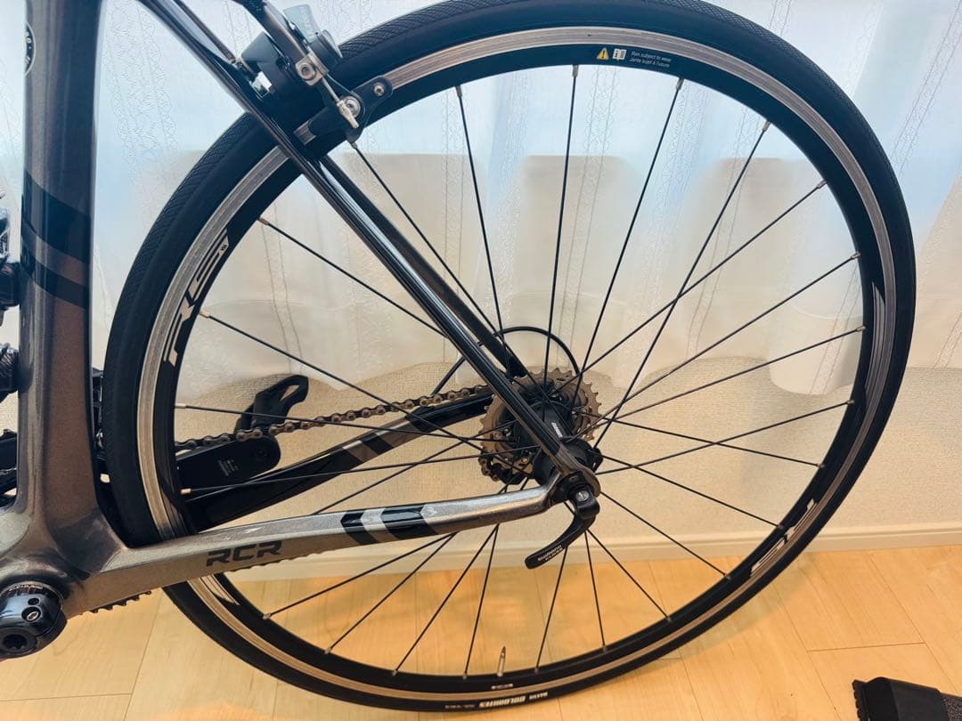 GUSTO デューロ スポーツ 2019 Mサイズ シマノ アルテグラR8000