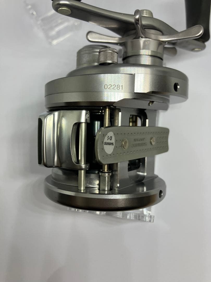 SHIMANO 09 カルカッタコンクエスト 200DC 02281 動作良好