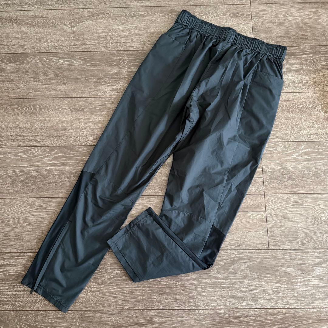 Mizuno ピステ・ウィンドブレーカー ブラック/グレー