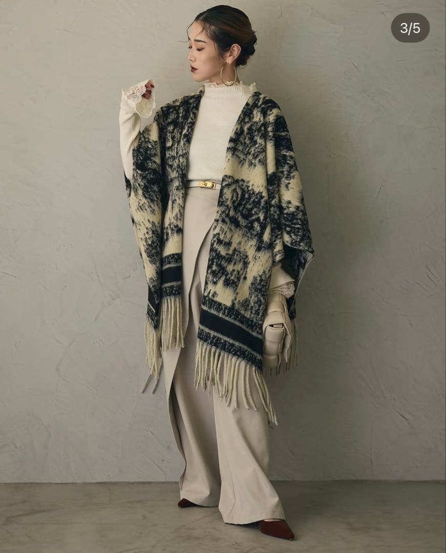 AUBREY ジャガード織りフリンジポンチョ