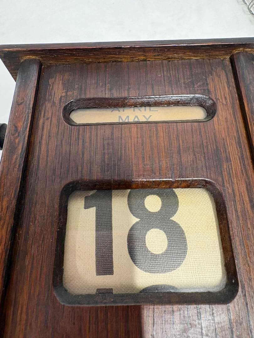 アンティーク万年カレンダー 木製（卓上カレンダー）【修復跡有】