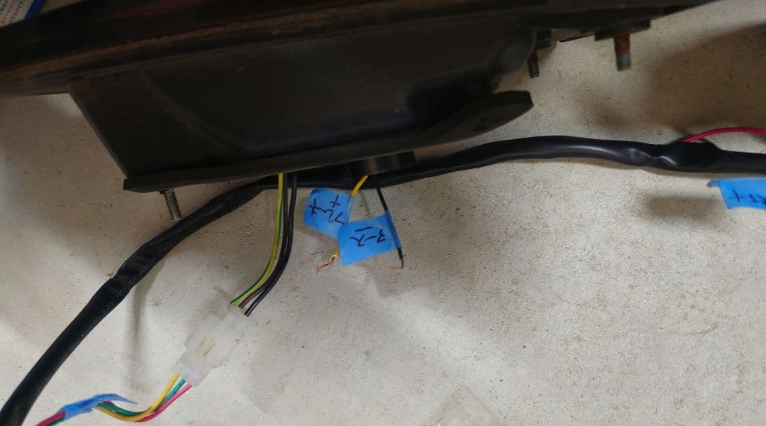 マークX　130系前期　ファイバー　テール　社外