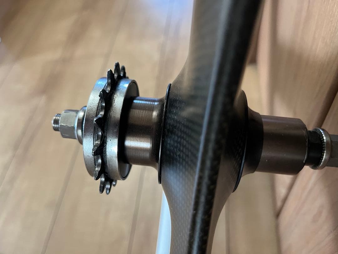 カーボンバトンホイール リア 700c 幅120