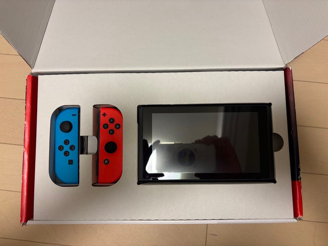 Nintendo Switch 本体プラスソフト数本