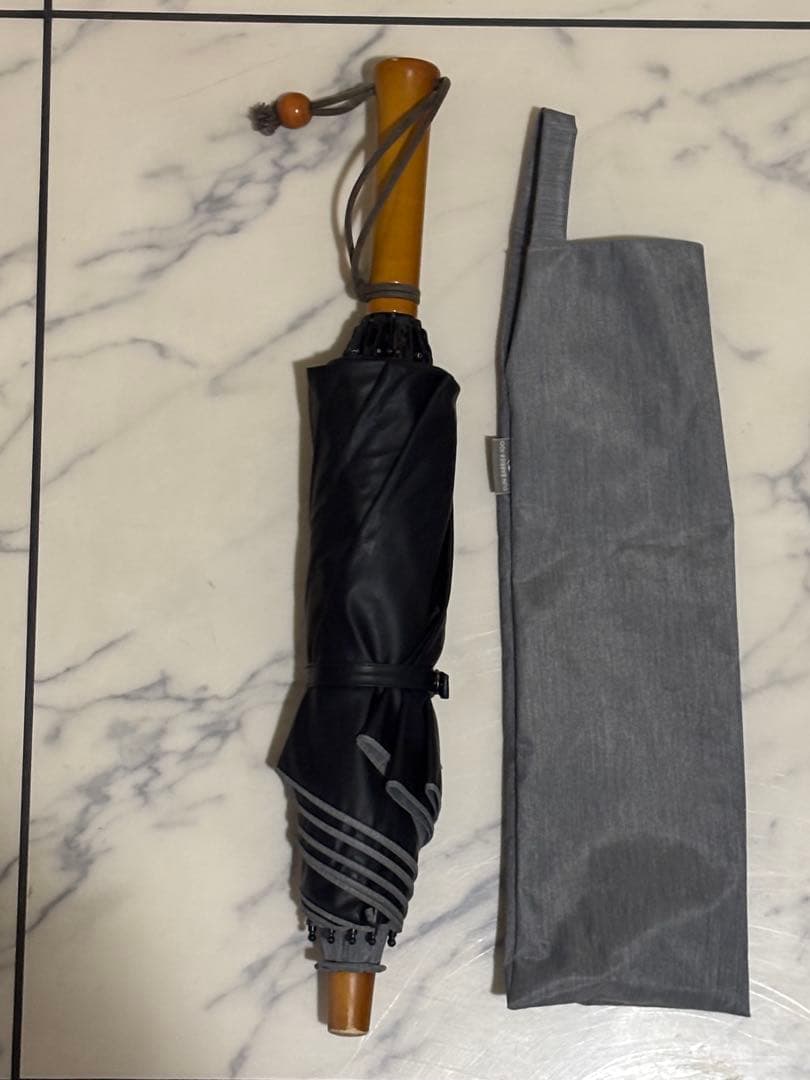 サンバリア100　折りたたみ日傘 二段折　フロスト　グレー