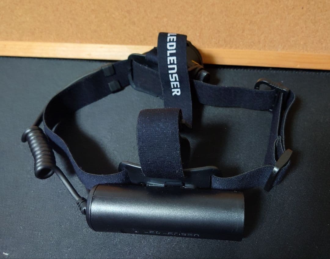 LEDLENSER H7R CORE ヘッドランプ レッドレンザー