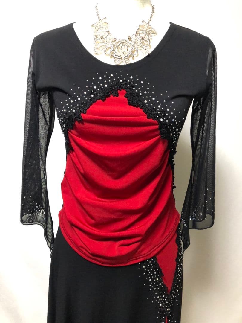 社交ダンス練習着レッスン着パーティ。切り替えレースビジュ上下セットアップドレス