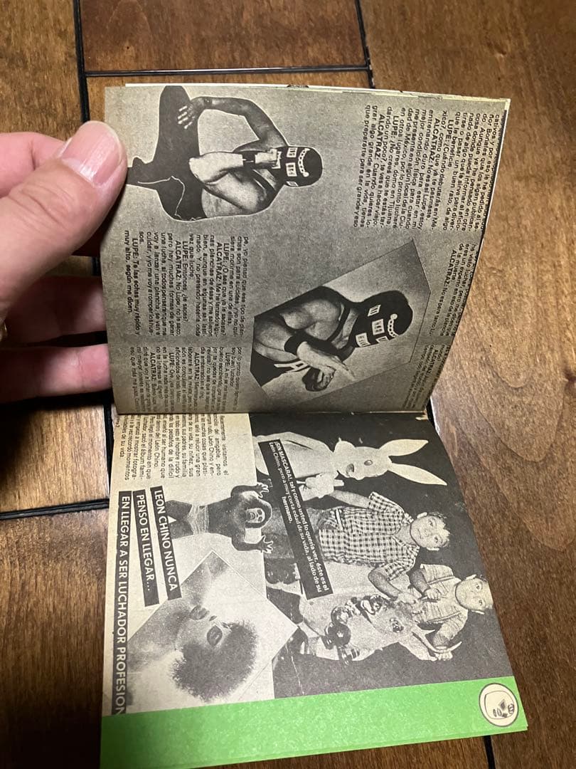 Mi Caballito Chulo.Como Lo Quie Ro覆面レスラー