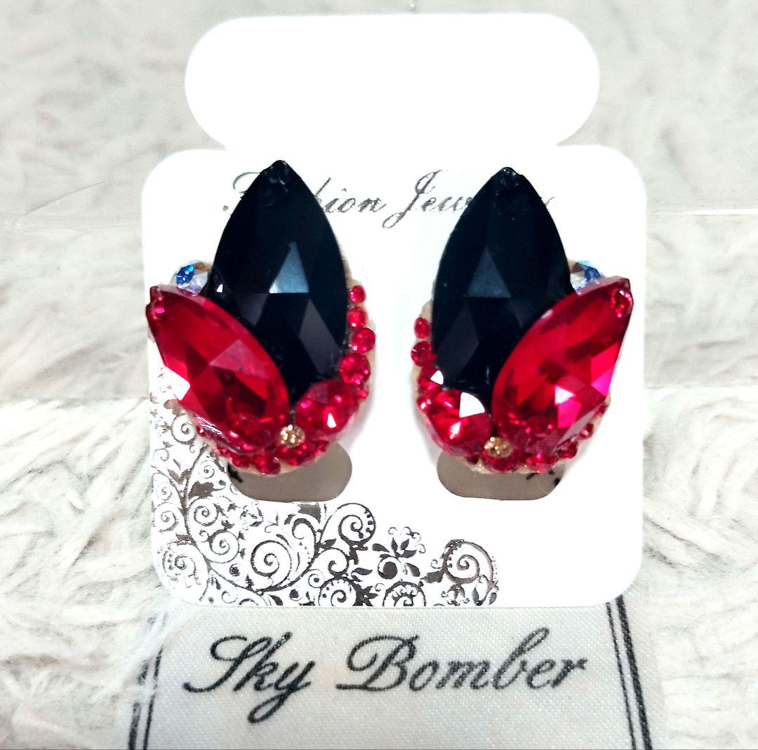 さや様　赤＆黒のイヤリング　５５，５５５円は仮の価格→完成後に価格変更