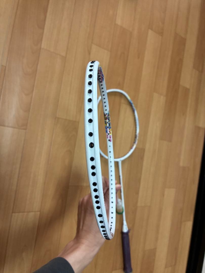 バドミントンラケット　ヨネックス ASTROX 33 2本セット