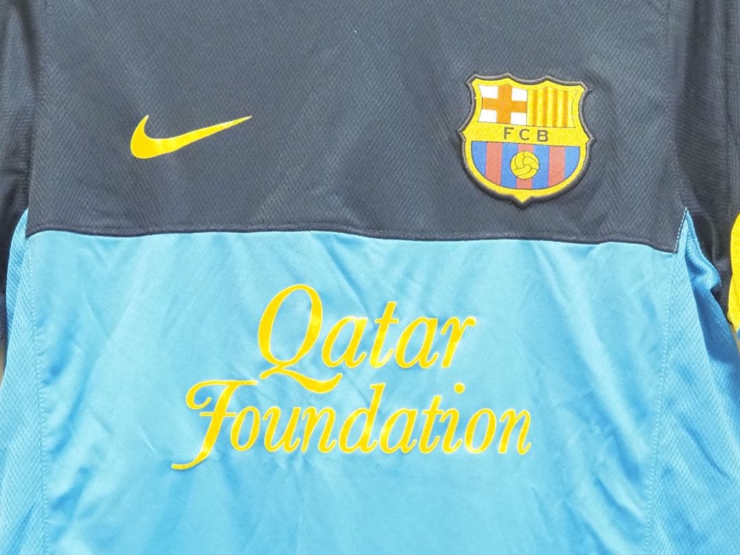 【希少】Nike FC Barcelona サッカー　ユニフォームスポーツ　M