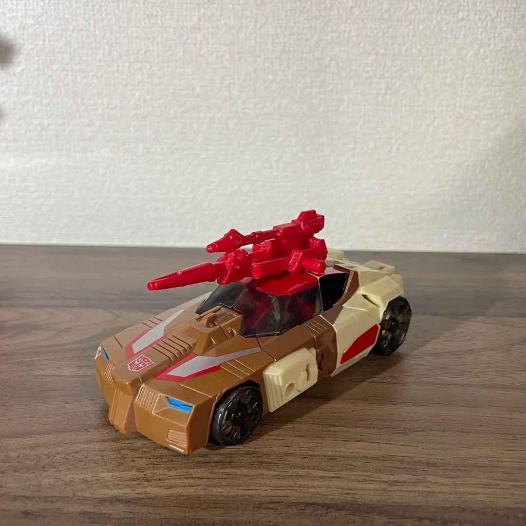 トランスフォーマー　タイタンズリターン　オートボット スタイラー＆クロームドーム