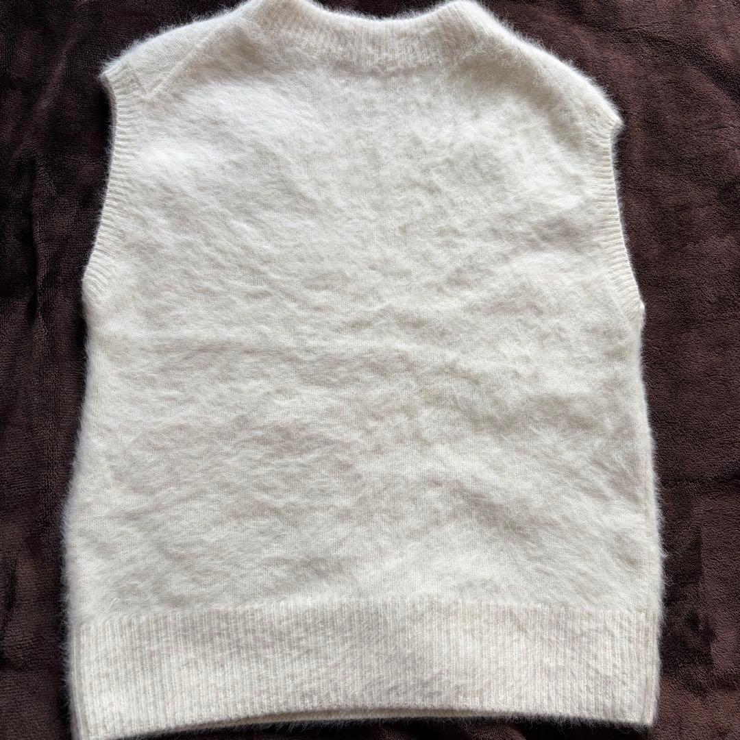 DES PRÉS フォックスカシミヤ ノースリーブニット トゥモローランド