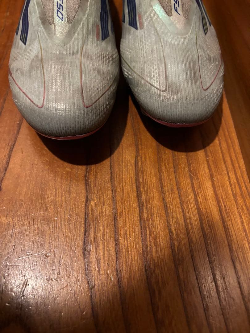 adidas F50 サッカーシューズ