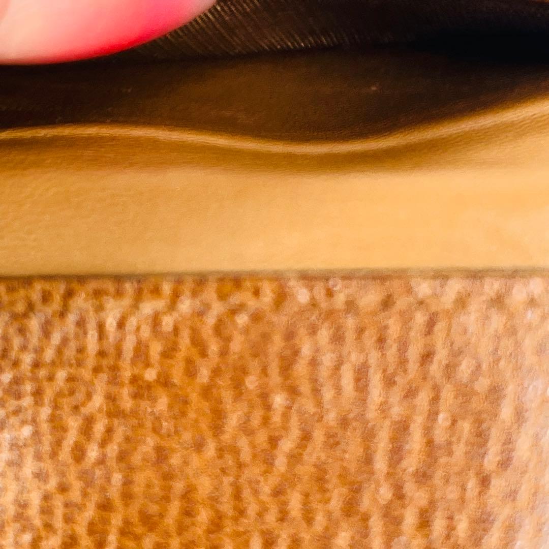 サルヴァトーレフェラガモ 2点セット①キーケース②ケース　です。