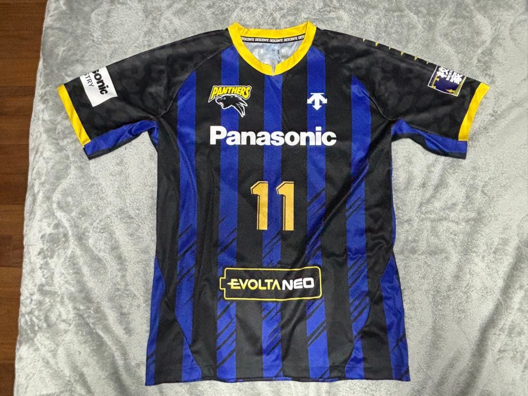 パナソニックパンサーズ　レプリカユニフォーム　Lサイズ 西田有志　ブルテオン