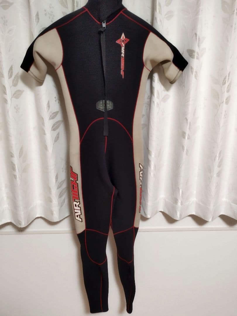 【サーフィンウエットスーツ　エアータイト】