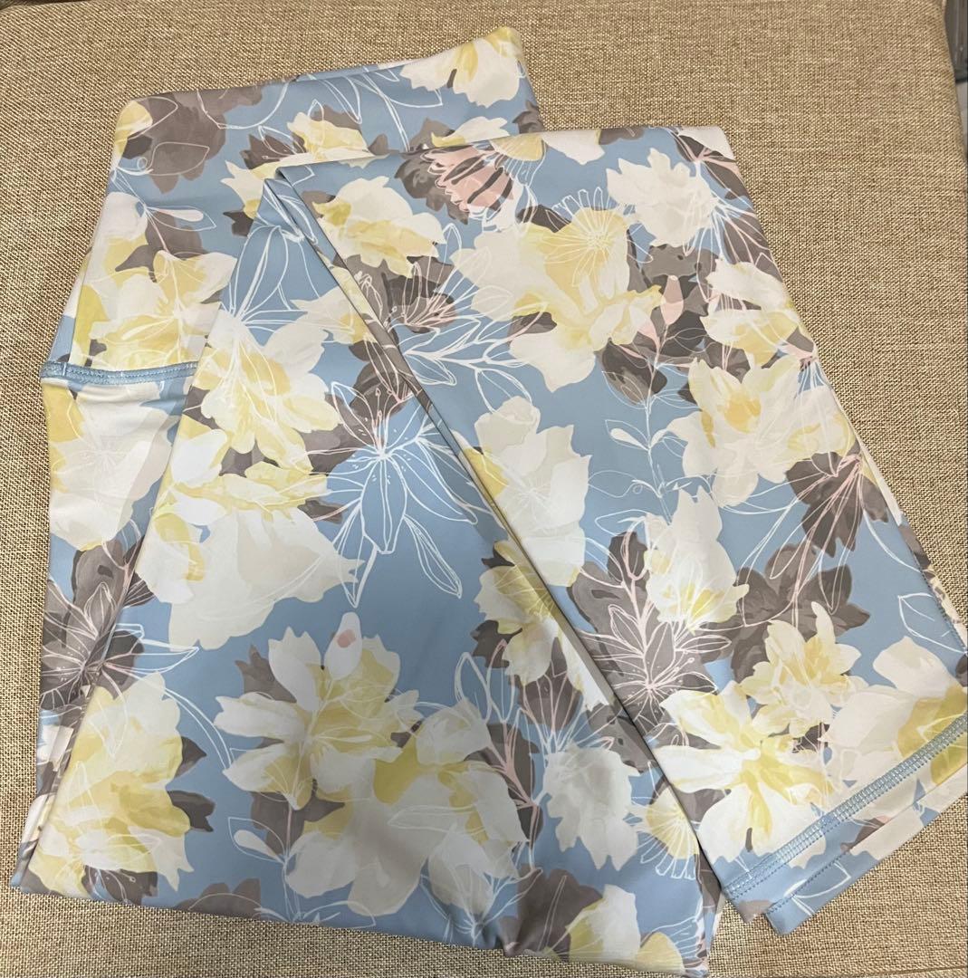 新品未使用SUKALAスカーラ花柄ハイウエストレギンス Lサイズ