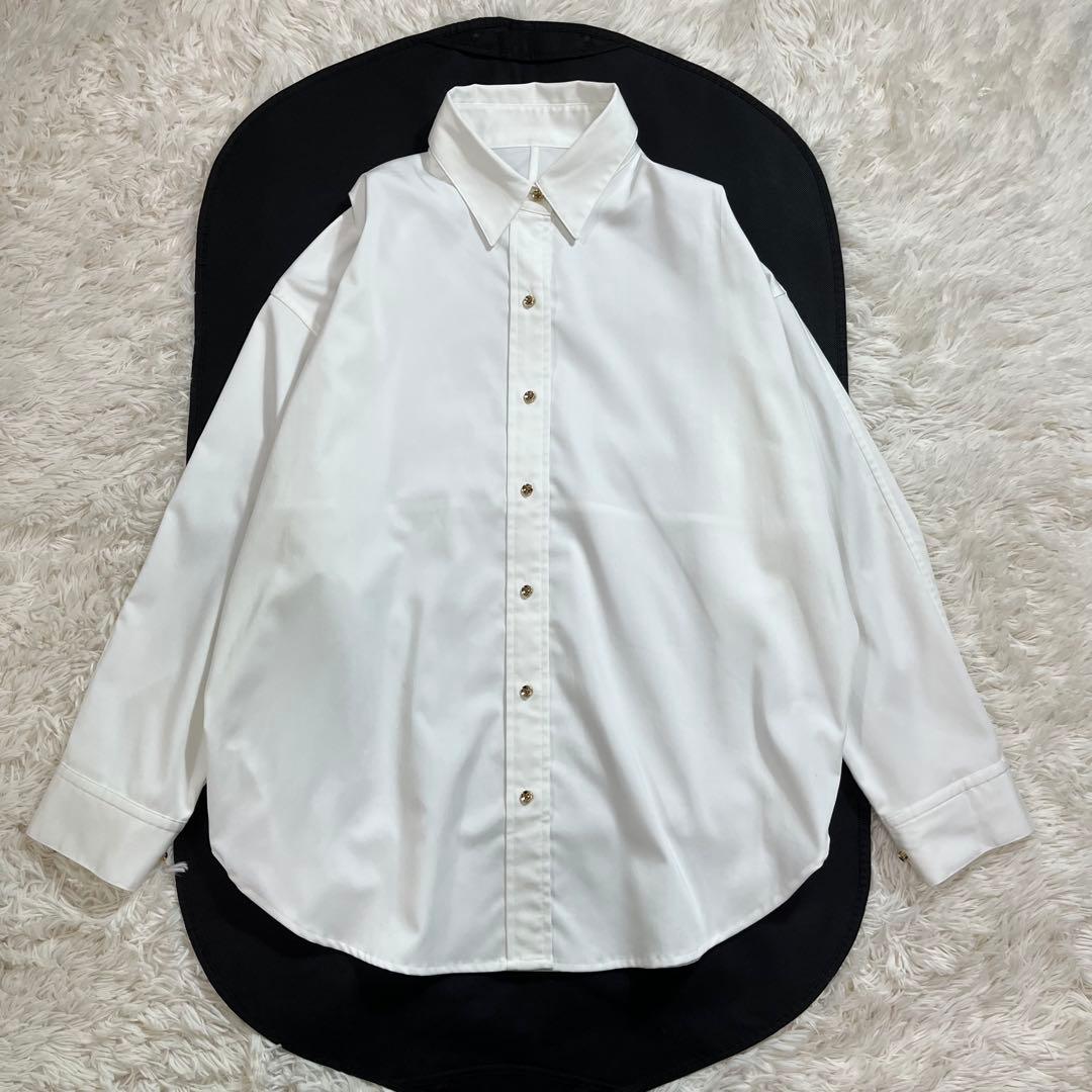 loungedress サテンBIGシャツ 金ボタン オーバーサイズ 白シャツ