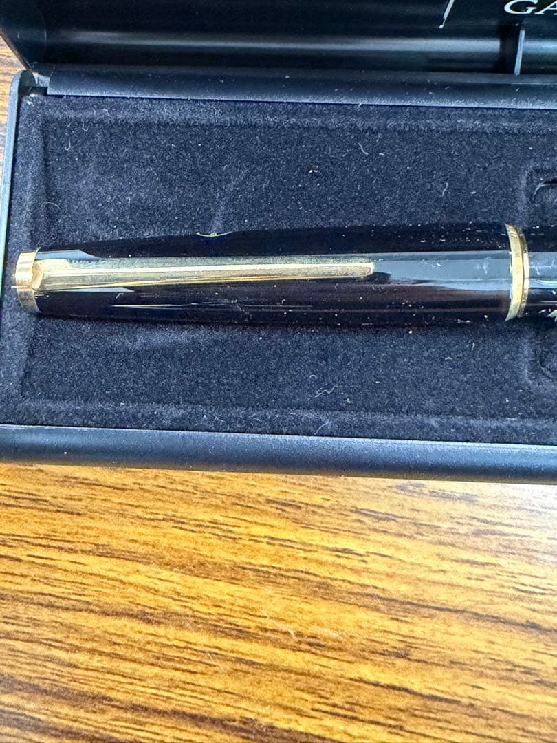 【新品未使用品】【送料無料】MONTBLANC モンブラン 万年筆　0324