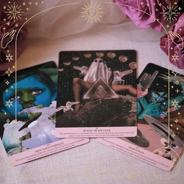 【正規品オラクルカード】海外インディーズ✨バラがモチーフの美しい愛のオラクル