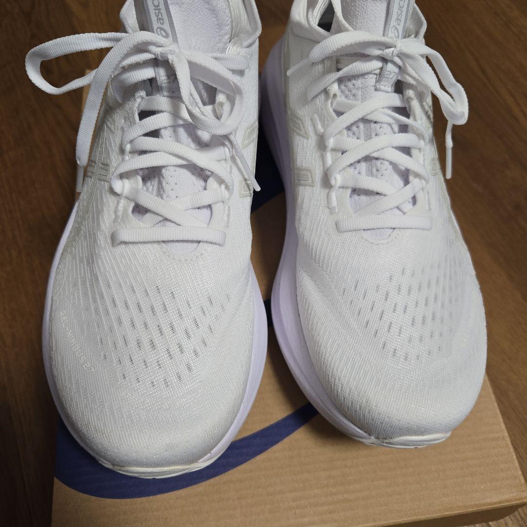 ASICS GEL-NIMBUS 27 ホワイト 27.5cm