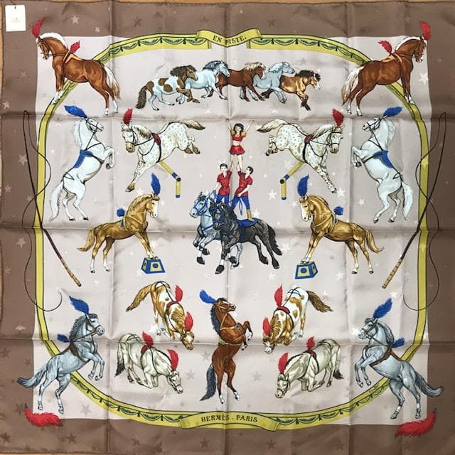 レア　新品未使用HERMÈS カレ 90 オンステージ　紙タグ付