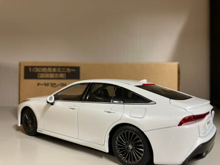 s*a様 最終値下げ！非売品！トヨタ MIRAI 1/30カラーサンプル 2台セ