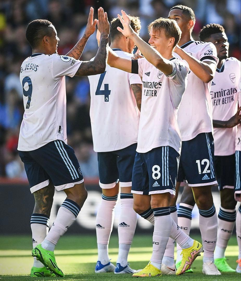 22-23 アーセナル 3rd ユニフォーム