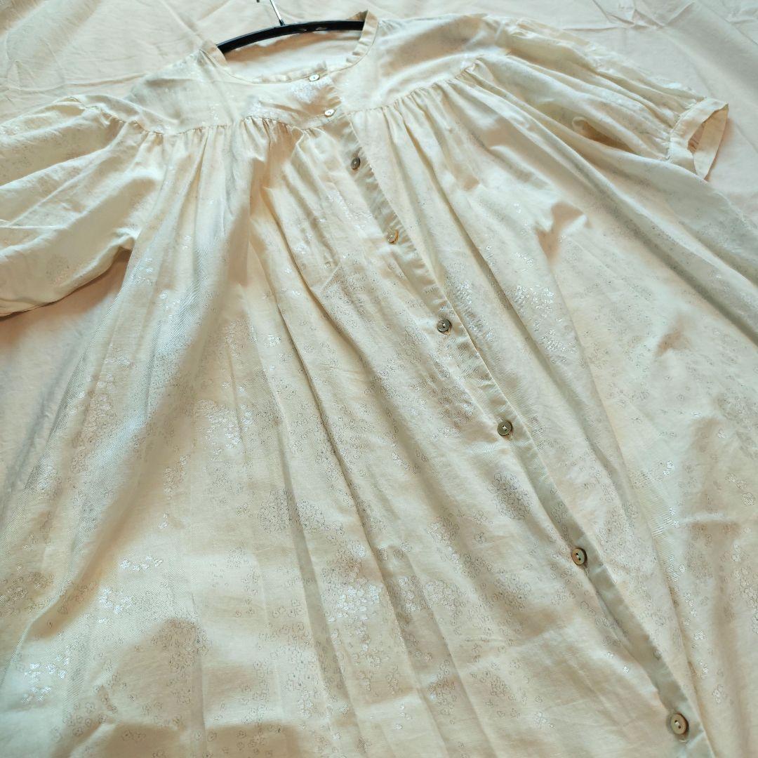 美品 NAOMI ITO ヨークギャザー 前開きワンピース ナチュラル ゆったり