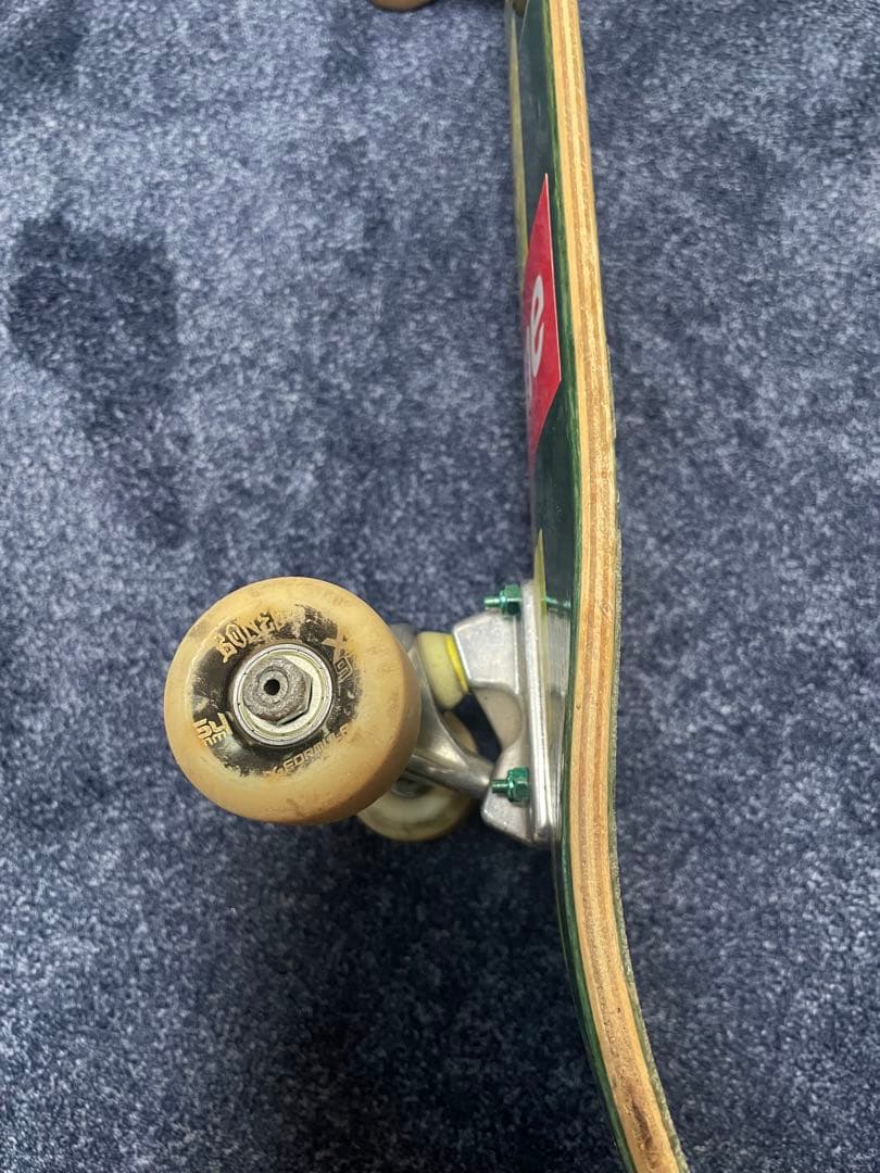 スケートボード コンプリート　セオリーズ　インディ　ボーンズ