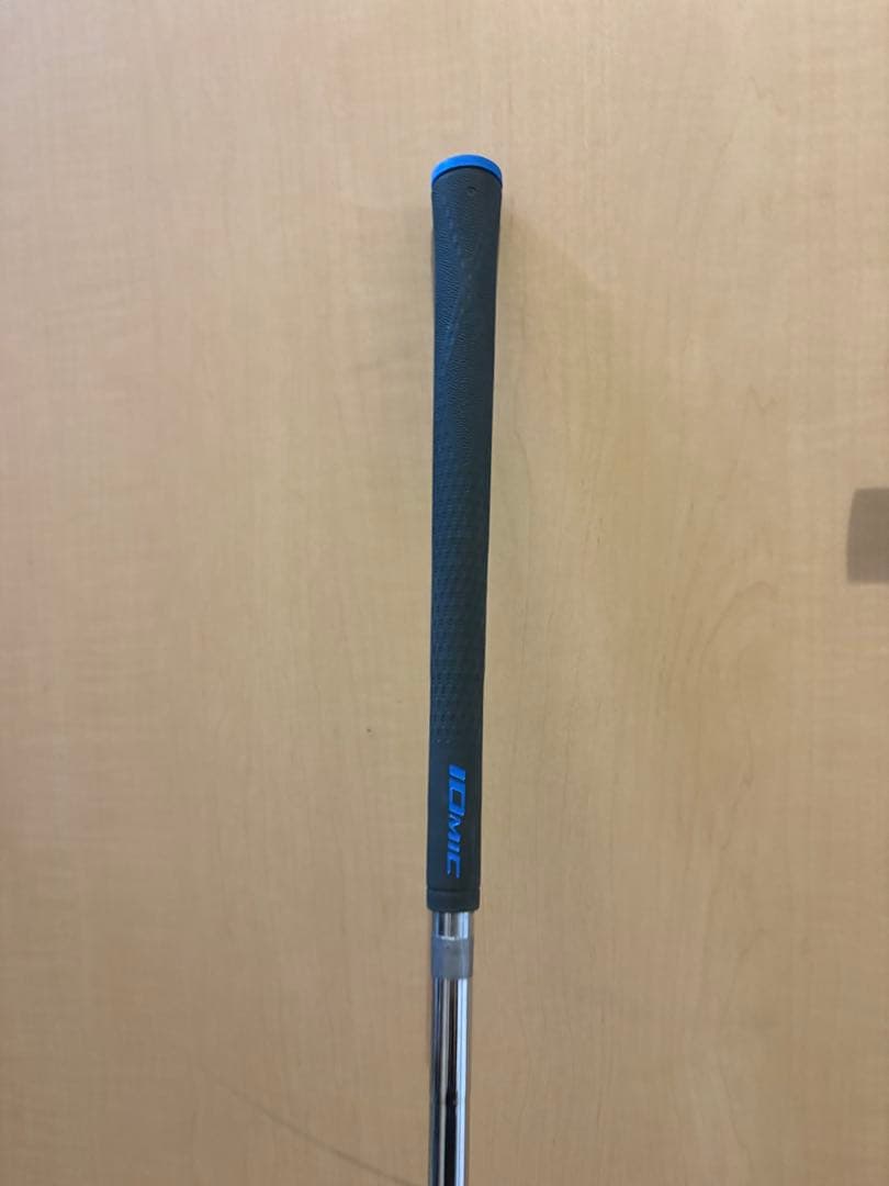 スリクソン　ZX4 4番アイアン Dynamic Gold ツアーイシュー