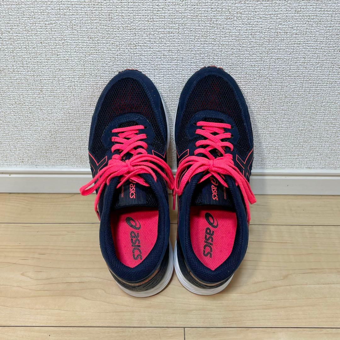 【スワン】【美品】asics ターサーエッジ ランニングシューズ 24cm