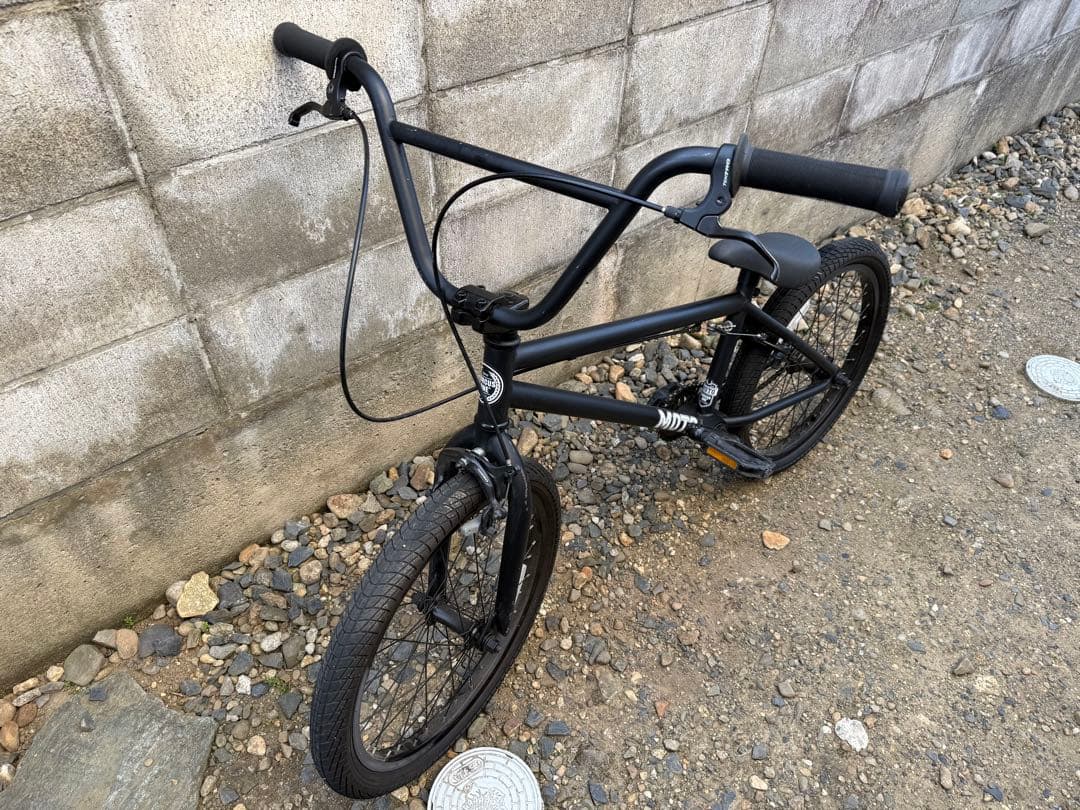ブラック 20インチ BMXバイク