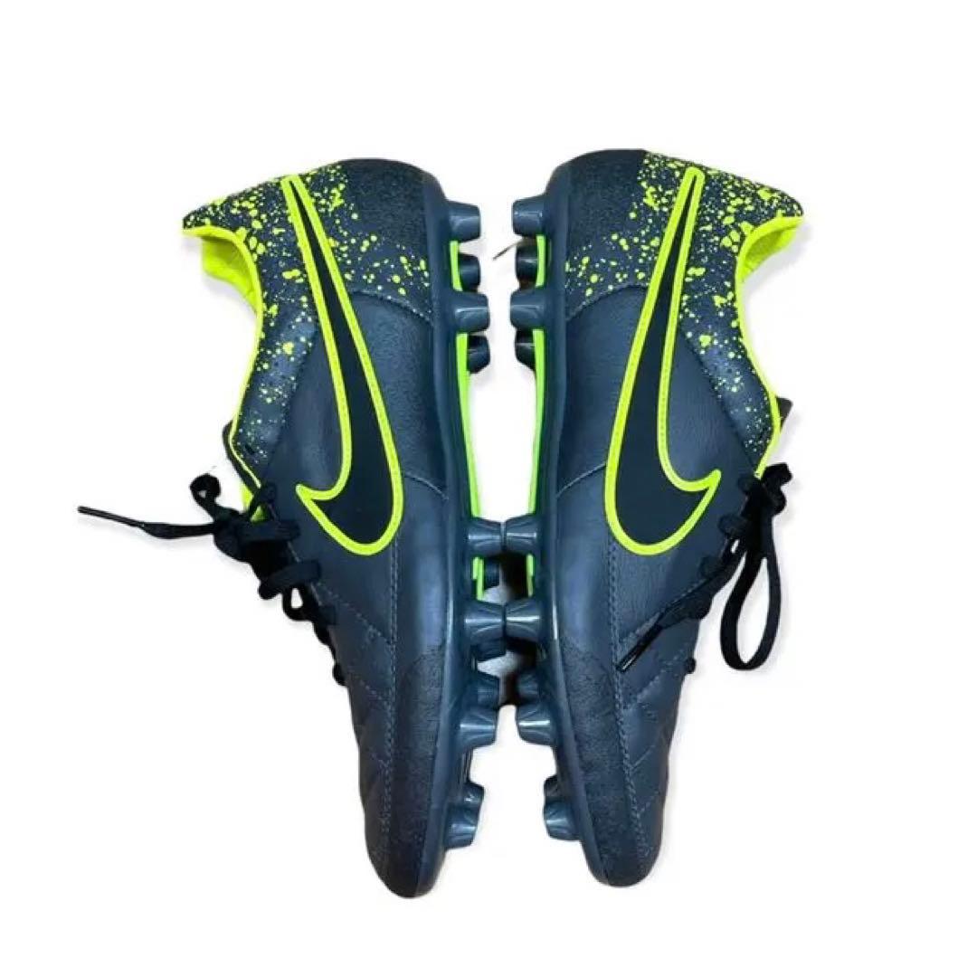 ナイキ ティエンポ サッカー スパイク