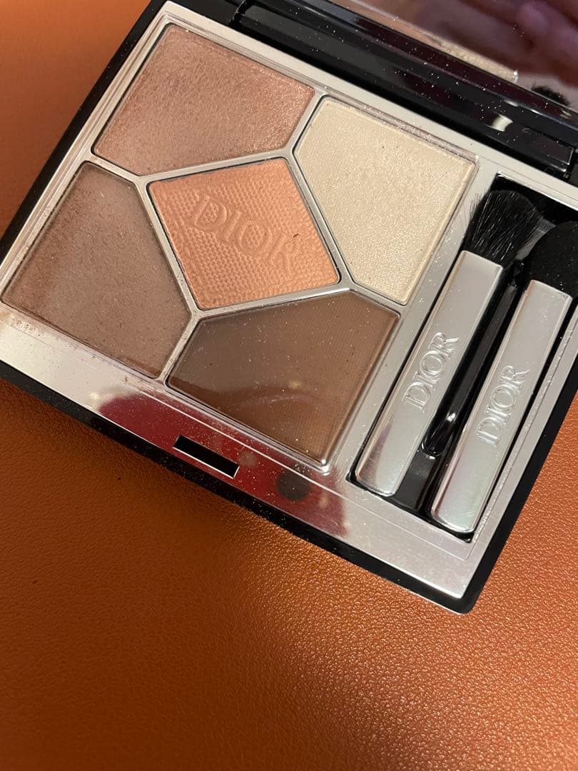 ディオール　アイシャドウ649番