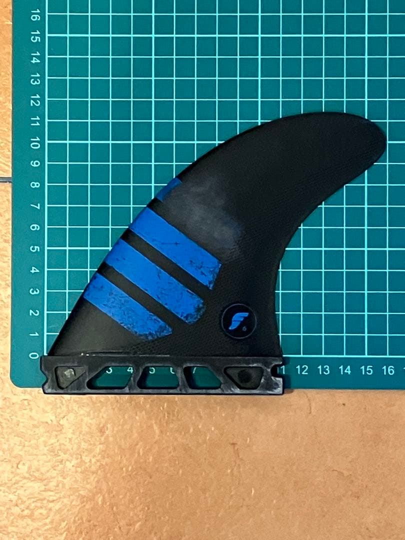 Futures fins alpha F6 QD2 375 マルチフィン