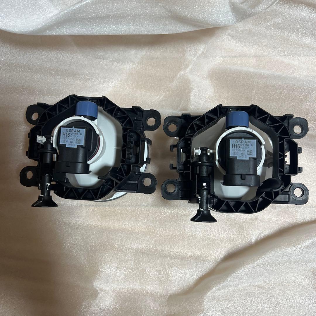 スズキ ジムニー(JB64W) フォグランプ 2個セット 新車外し