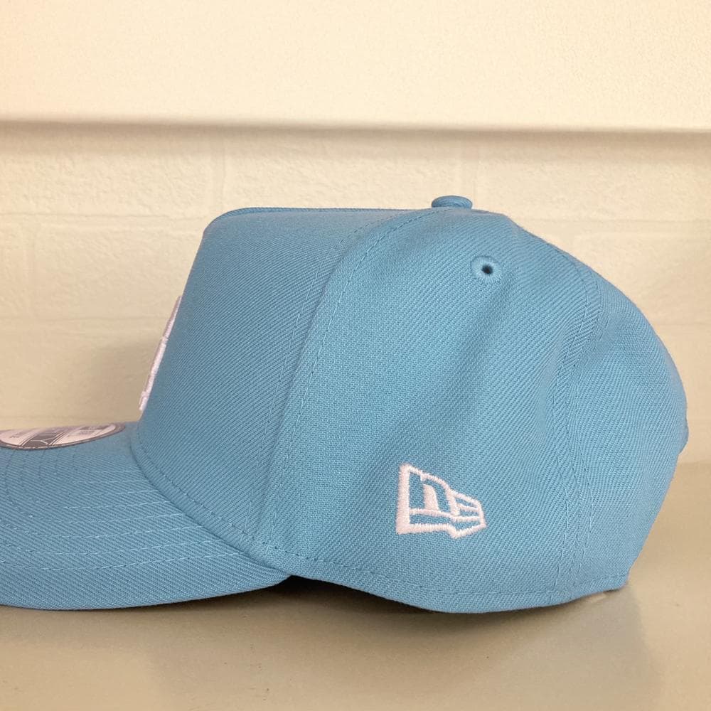 大谷翔平選手サイン刺繍入りドジャースキャップ9FORTY（水色）