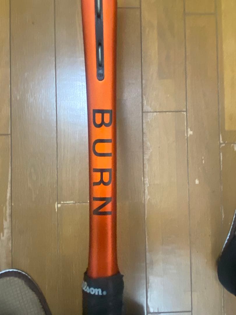 ラケット(硬式用) wilson BURN100 V5 G2