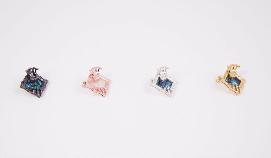 新品未使用　hazama 惹く手あまたのピアス　 シルバー