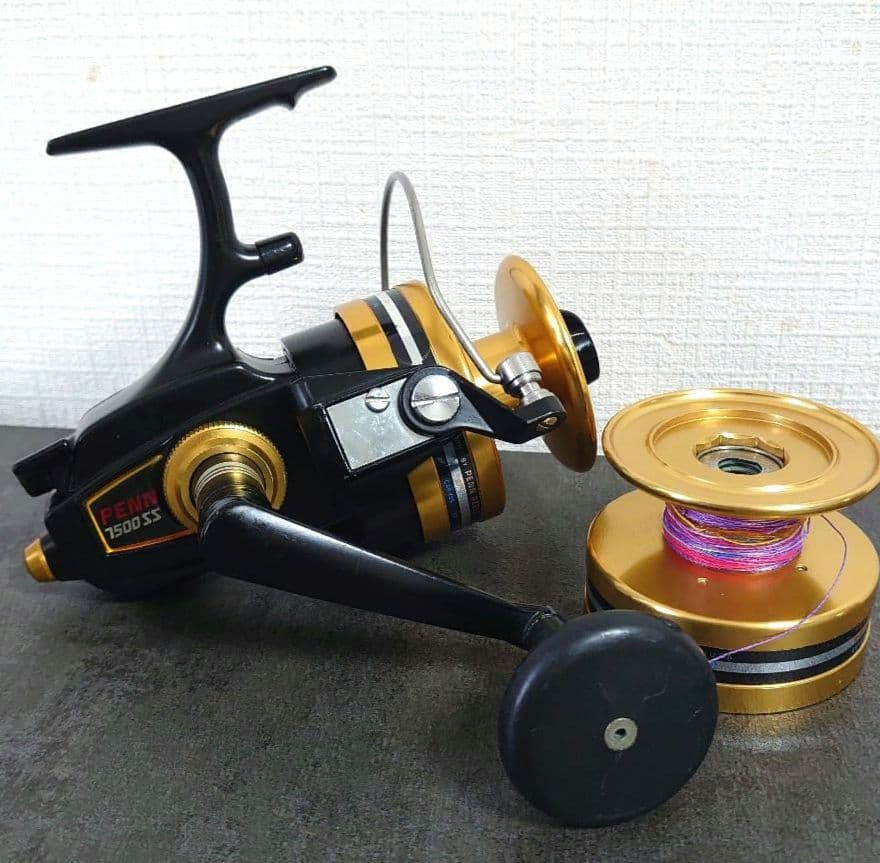 PENNスピンフィッシャー7500ss スペアスプール付属