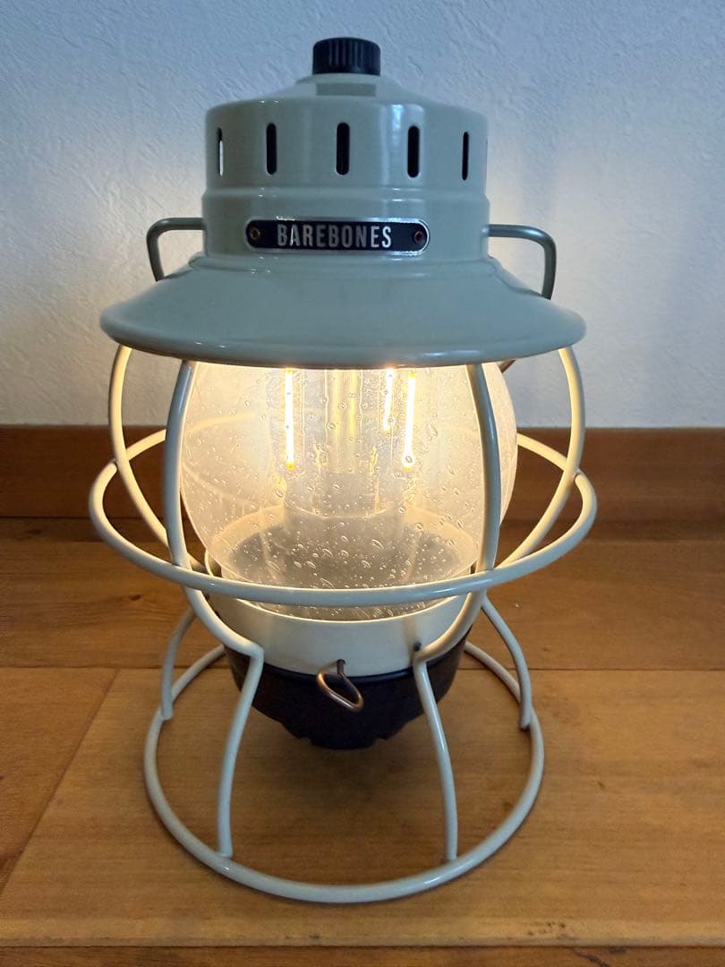 ベアボーンズ　レイルロードランタン　ヴィンテージホワイト　収納ケース付