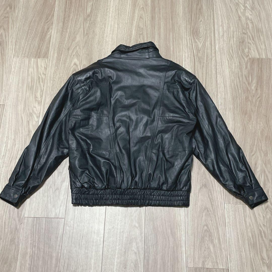 ヴァレンティノ ブルゾン 革ジャン 羊革 L カジュアル 普段着 防寒着