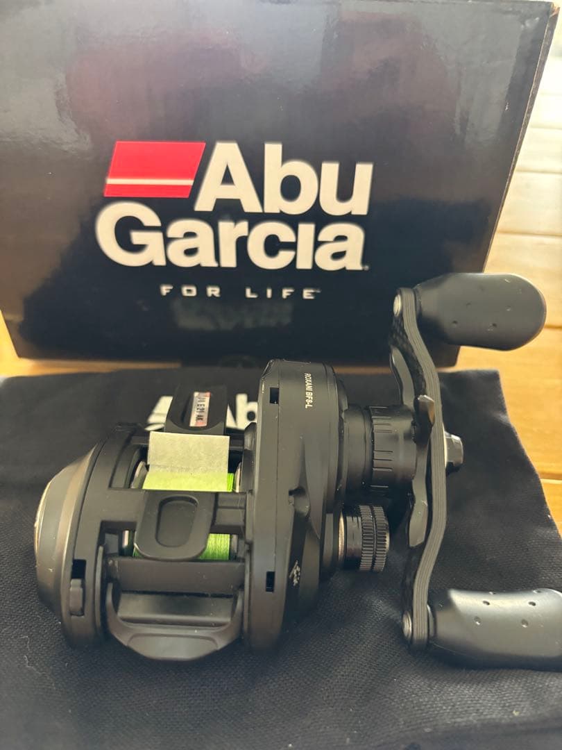 アブガルシア　ロキサーニbf8 左ハンドル