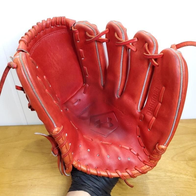アンダーアーマー 澤村拓一モデル 廃盤品 激レア 良品 投手用 硬式グローブ