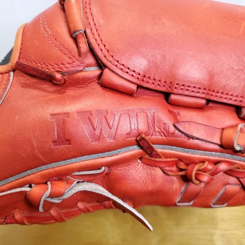 アンダーアーマー 澤村拓一モデル 廃盤品 激レア 良品 投手用 硬式グローブ