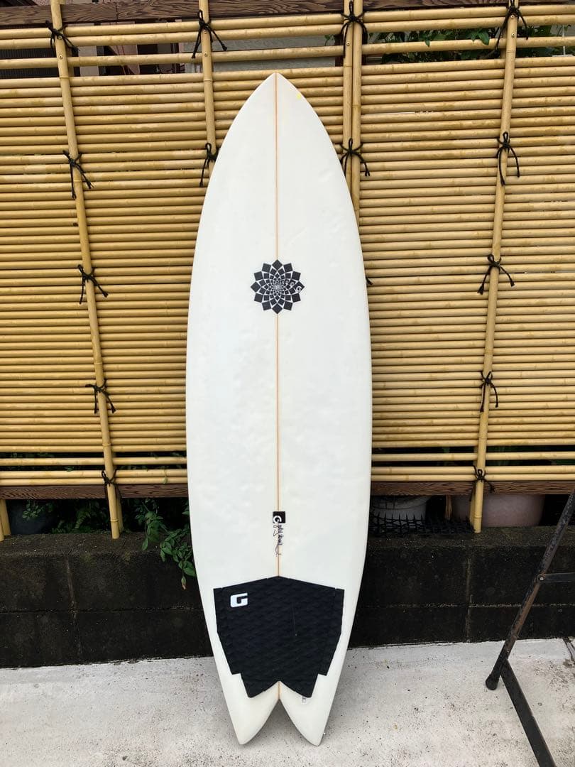 値下げGaryMcNeilll 5'8 CVII ゲイリー・マクニールクワッド