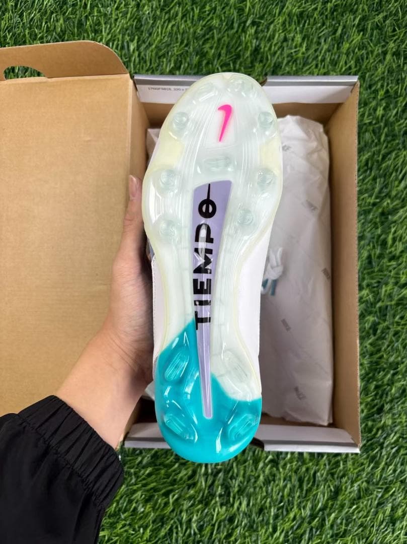 【新品】NIKE ティエンポレジェンド9 エリート　FG 27cm