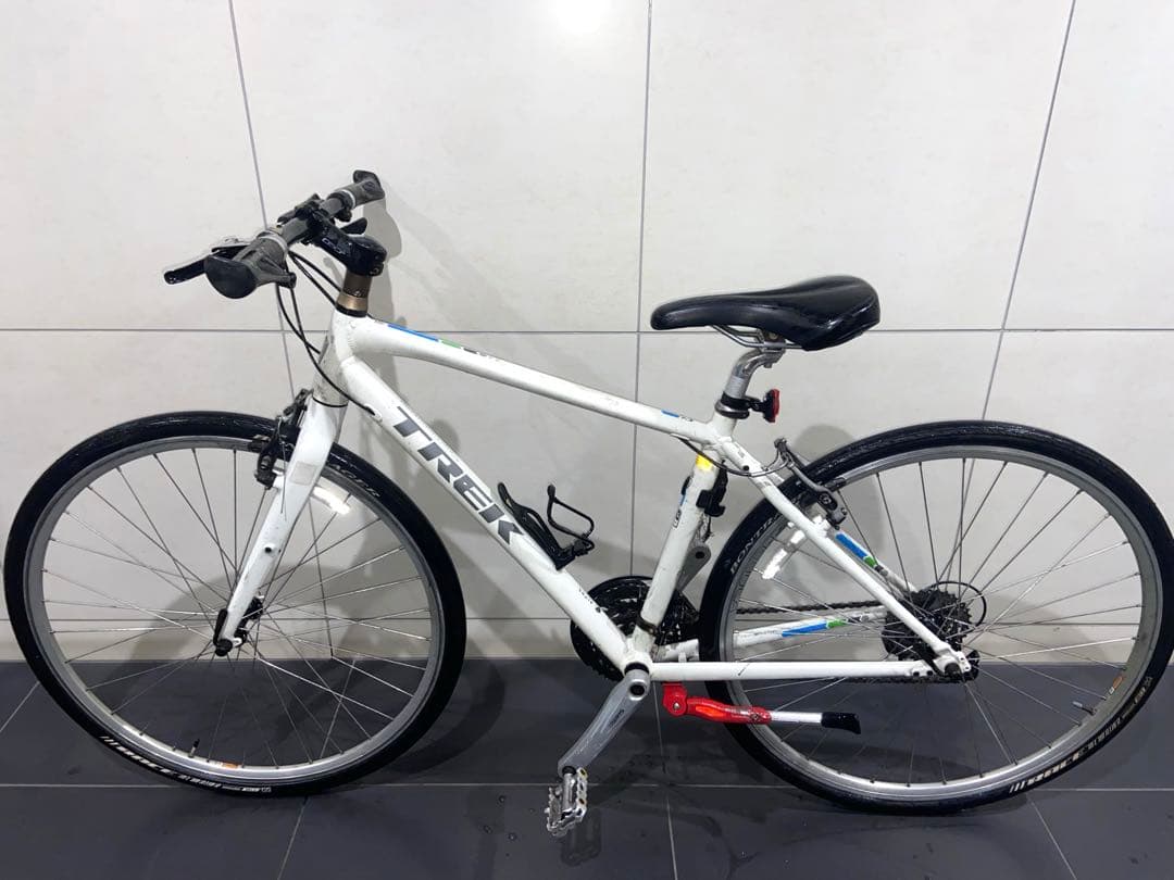 TREK FX7.4 クロスバイク　トレック fx7.2 23自転車　fx234